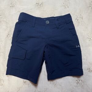 Under Armour navy cargo athletic shorts — Youth XS